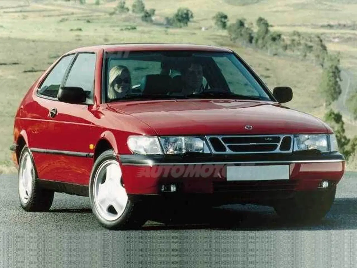 Saab 900 2.3i 16V cat 3 porte SE