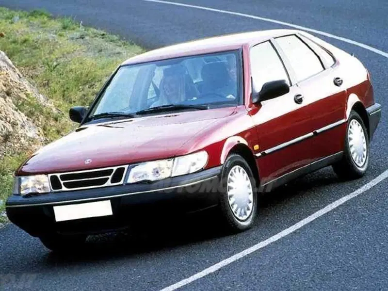 Saab 900 2.3i 16V cat 5 porte SE