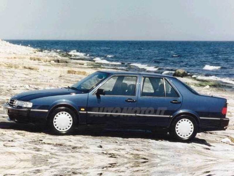 Saab 9000 turbo 16 cat 4 porte CD Griffin 