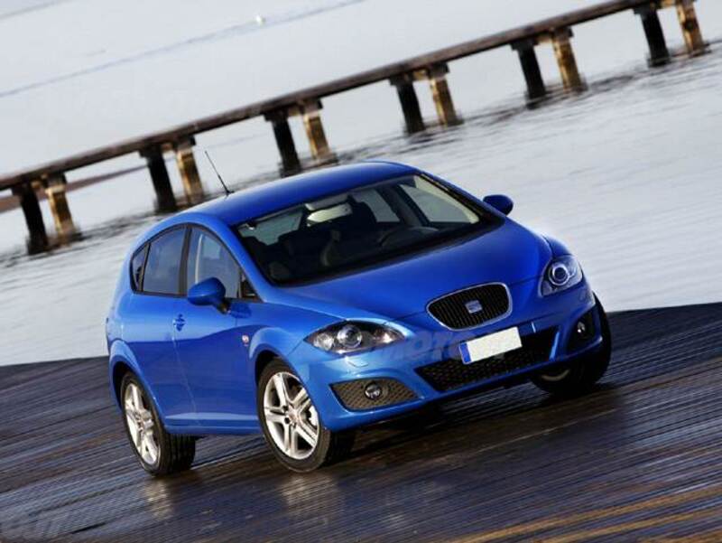 SEAT Leon 1.6 Style (MY09)