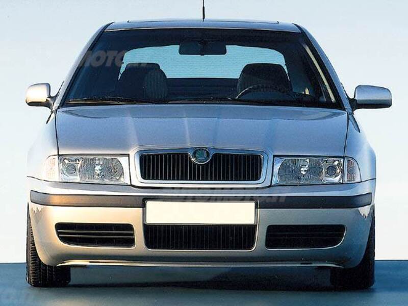 Skoda Octavia Station Wagon 1.8 20V T/180CV cat Wagon RS