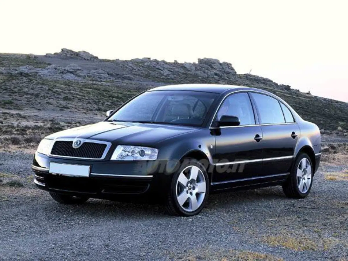 Skoda Superb V6 30V tip. Elegance