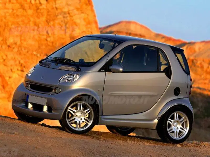 smart Fortwo 700 coupé Brabus (55 kW)