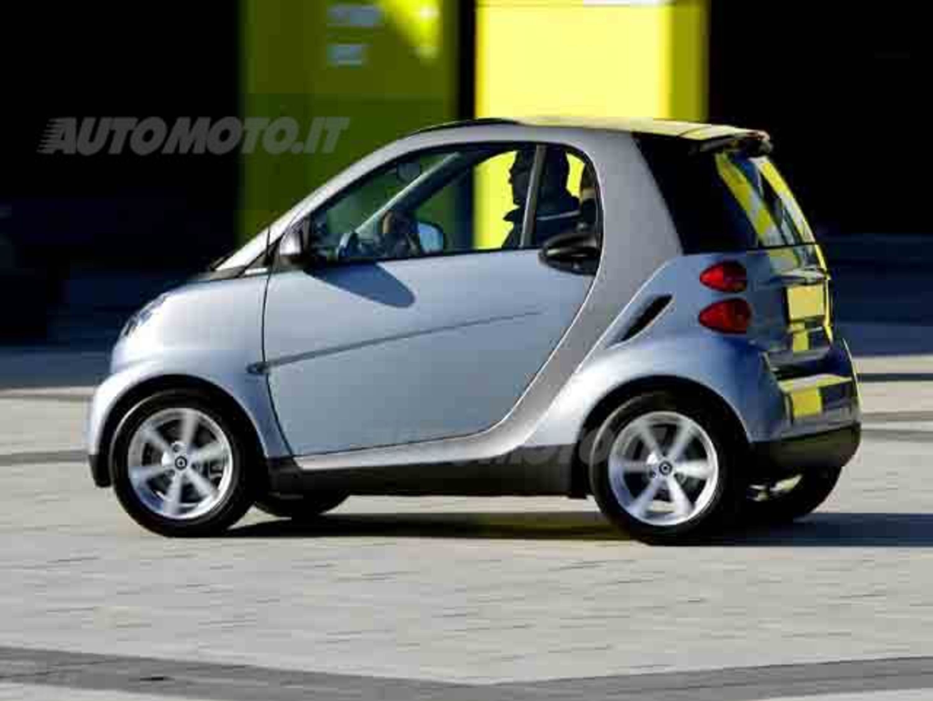 smart Fortwo 1000 52 kW coupé limited two