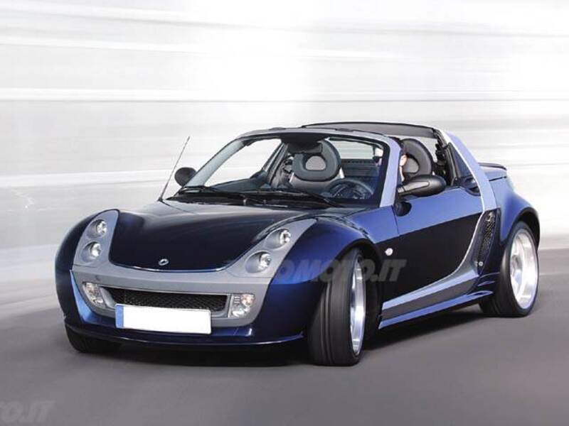 smart city 700 smart roadster BRABUS (74 kw)