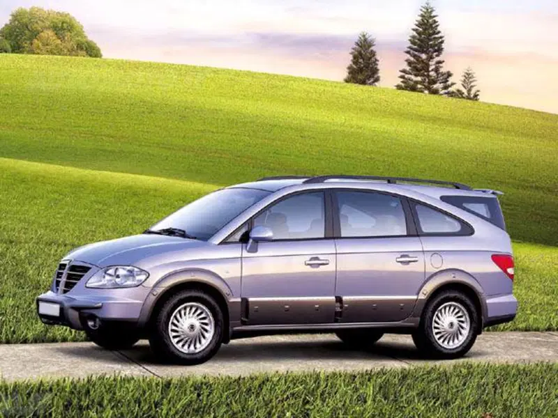 Ssangyong Rodius 2.7 XDi 2WD Plus