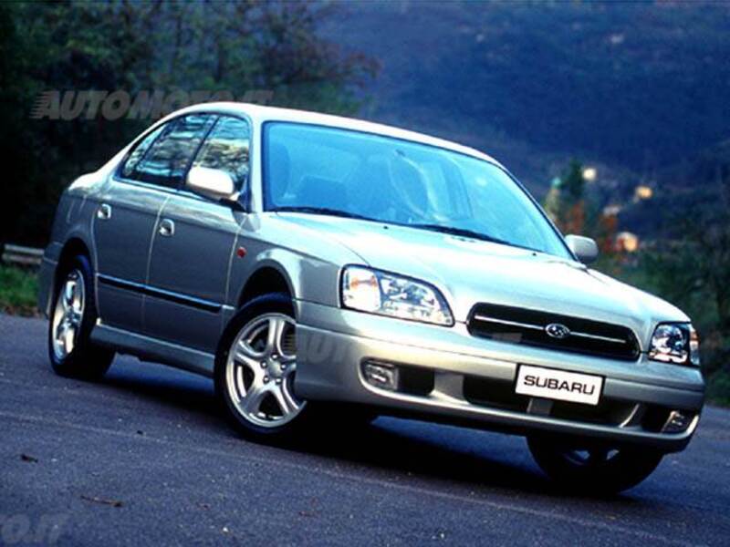 Subaru Legacy 2.5 16V cat AWD B4 GX 