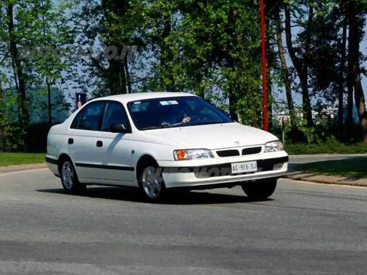 Toyota Carina 16V cat porte Si