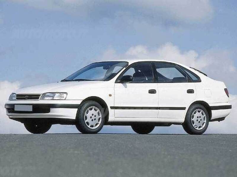 Toyota Carina 16V cat Liftback XLi