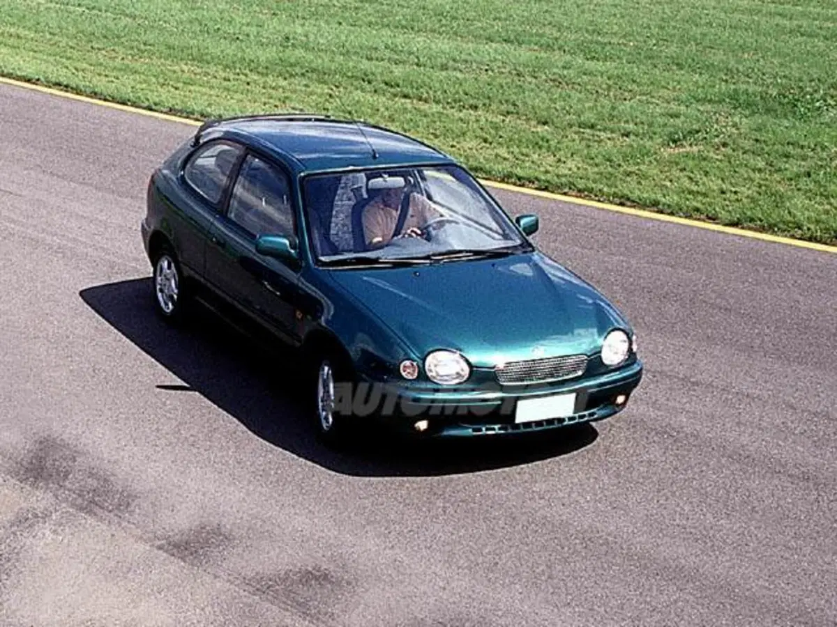 Toyota Corolla 1.3i 16V cat 3 porte G6