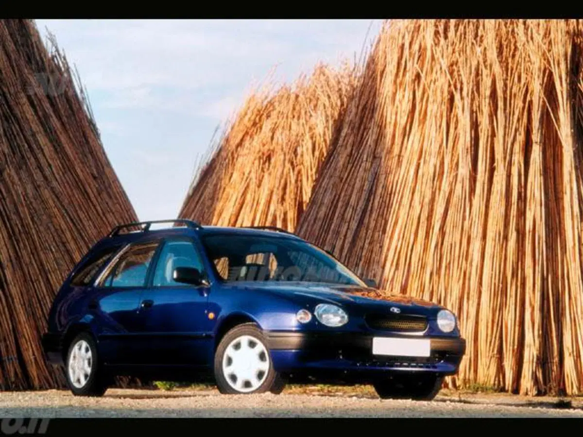 Toyota Corolla Station Wagon 1.3i 16V cat S.W.