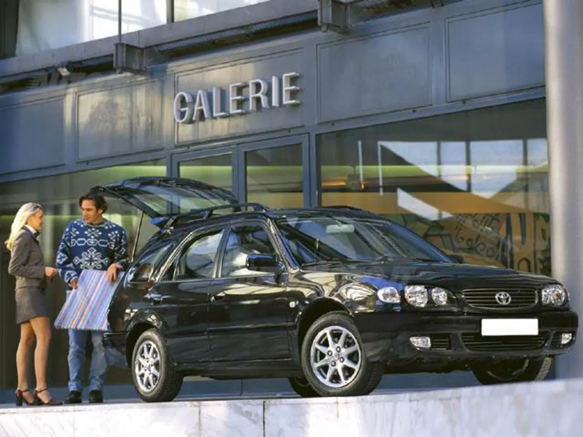 Toyota Corolla Station Wagon 1.4i 16V cat S.W.