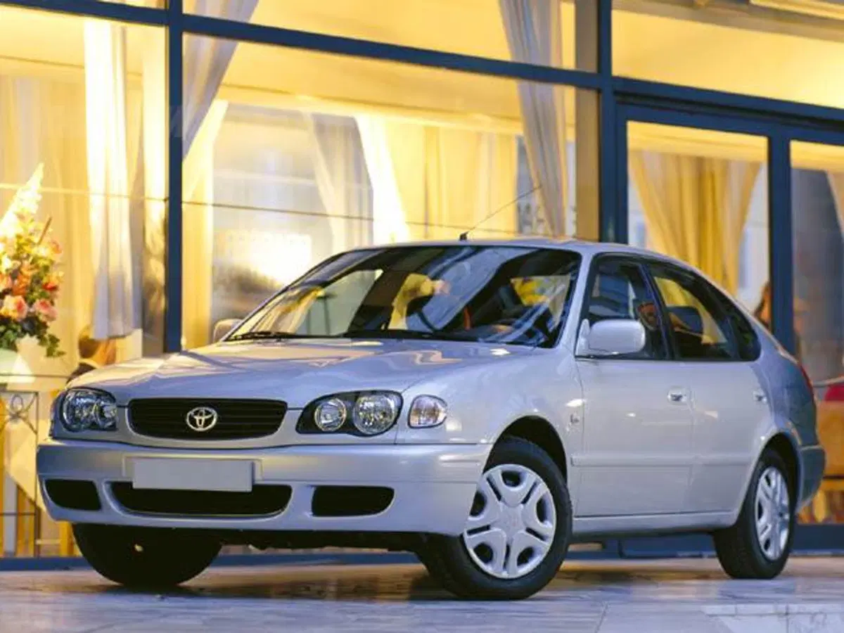 Toyota Corolla 1.6i 16V cat 5 porte Sol