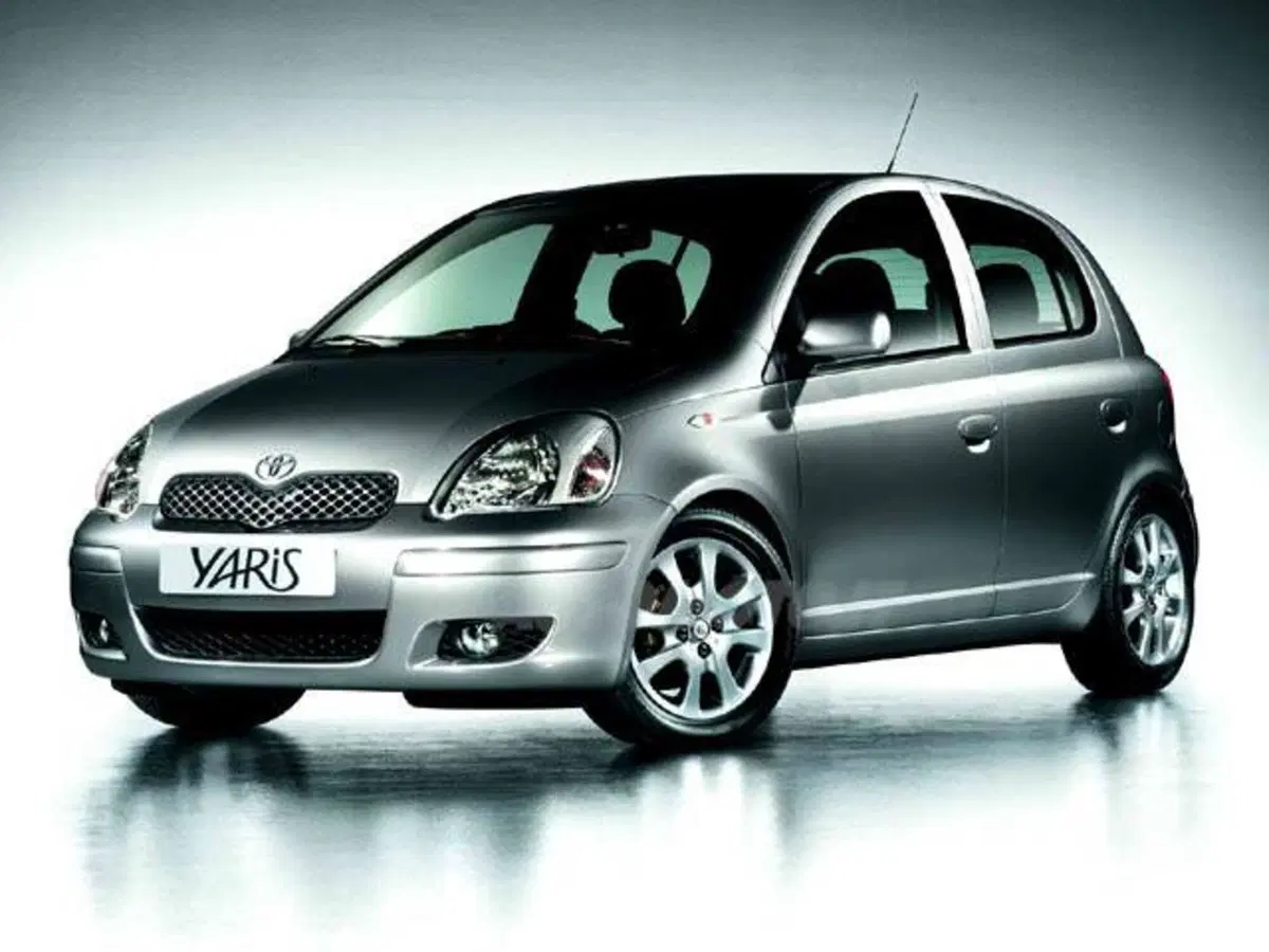 Toyota Yaris 16V cat 5 porte Sol