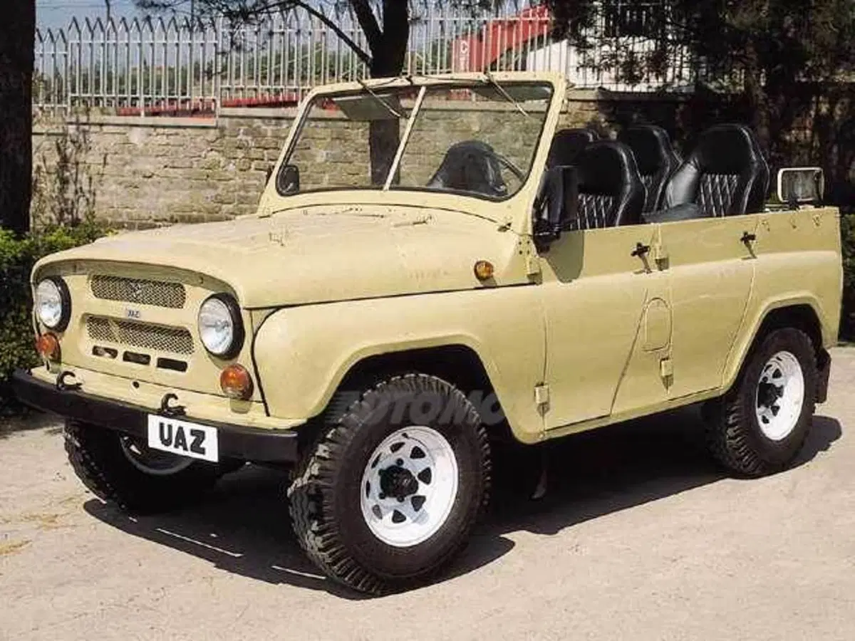 Uaz 469 Pick-up 2.4 Explorer Promiscuo LX
