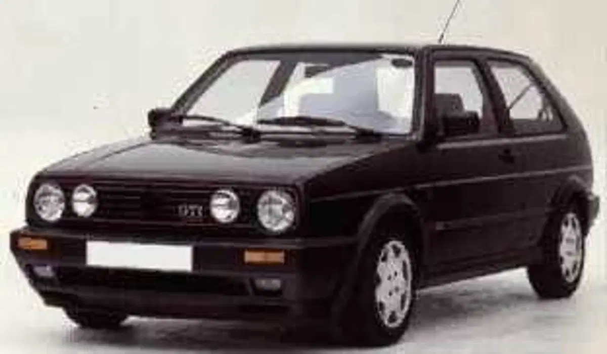 Volkswagen Golf 1800 16V 3 porte GTI