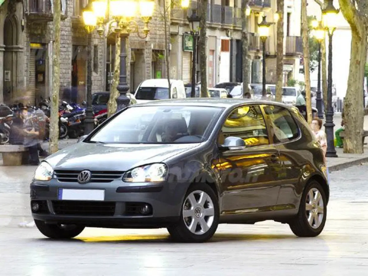 Volkswagen Golf 1.9 TDI DPF 3p. Sportline