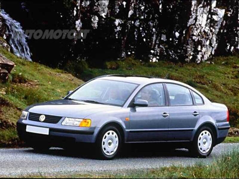 Volkswagen Passat 1.8 20V cat Comfortline