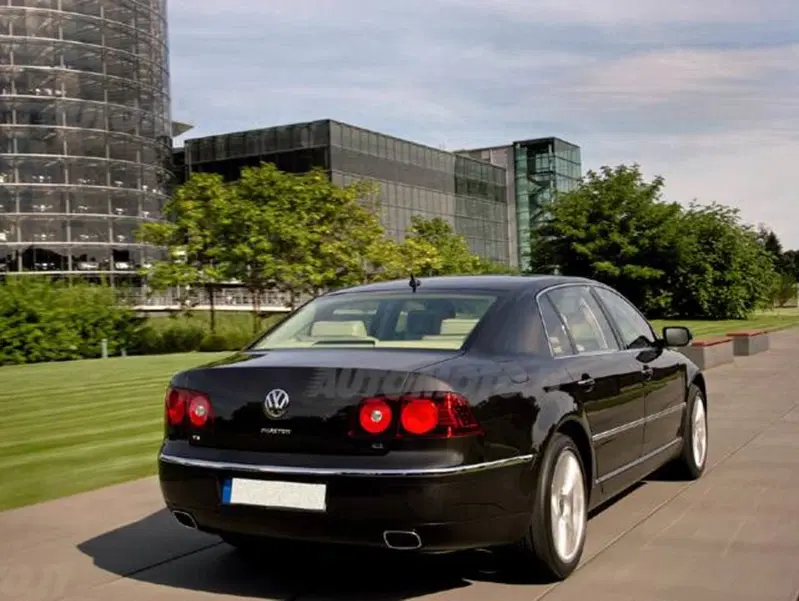 Volkswagen Phaeton V6 4mot. tip. 5 posti