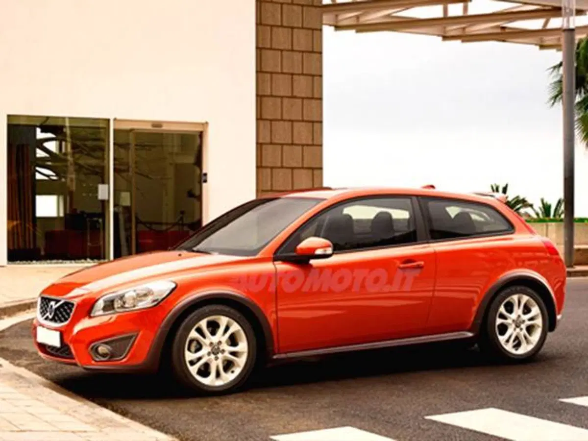 Volvo C30 2.4 D5 Summum