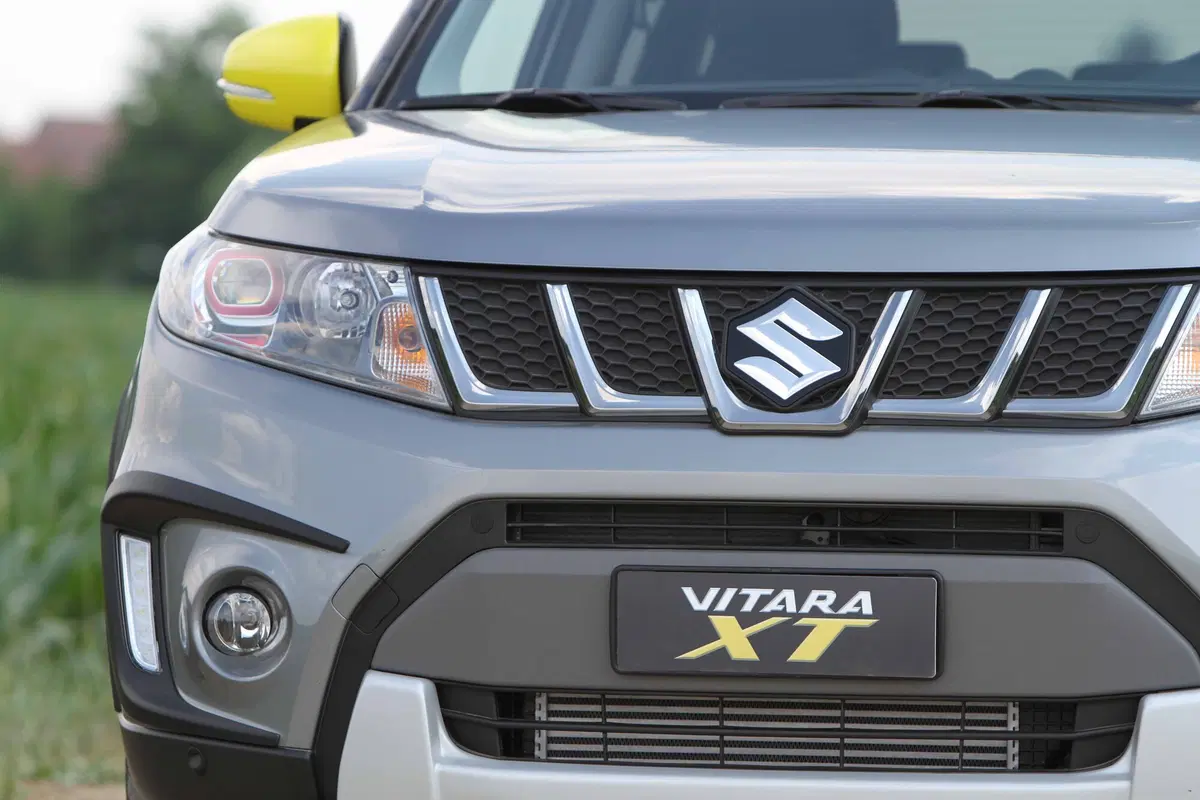 Suzuki Vitara XT, ispirata alla V-Strom (3)
