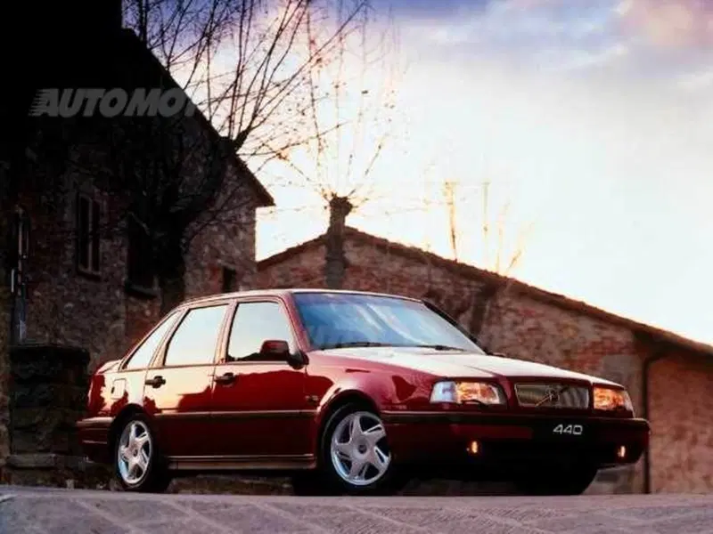 Volvo 440 2.0i cat GLT