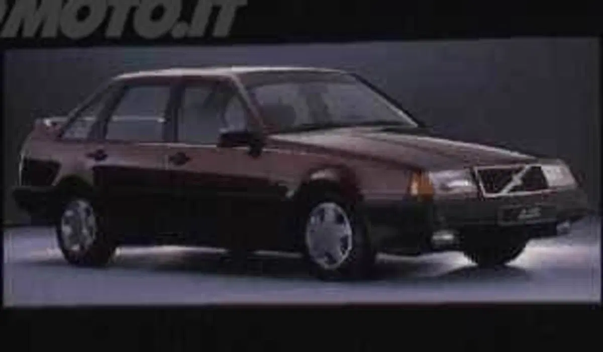 Volvo 440 i GLT