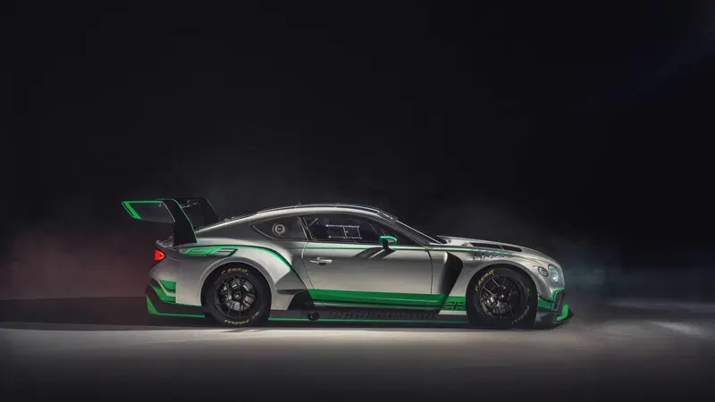 Bentley Continental GT3, 550 CV per la seconda generazione
