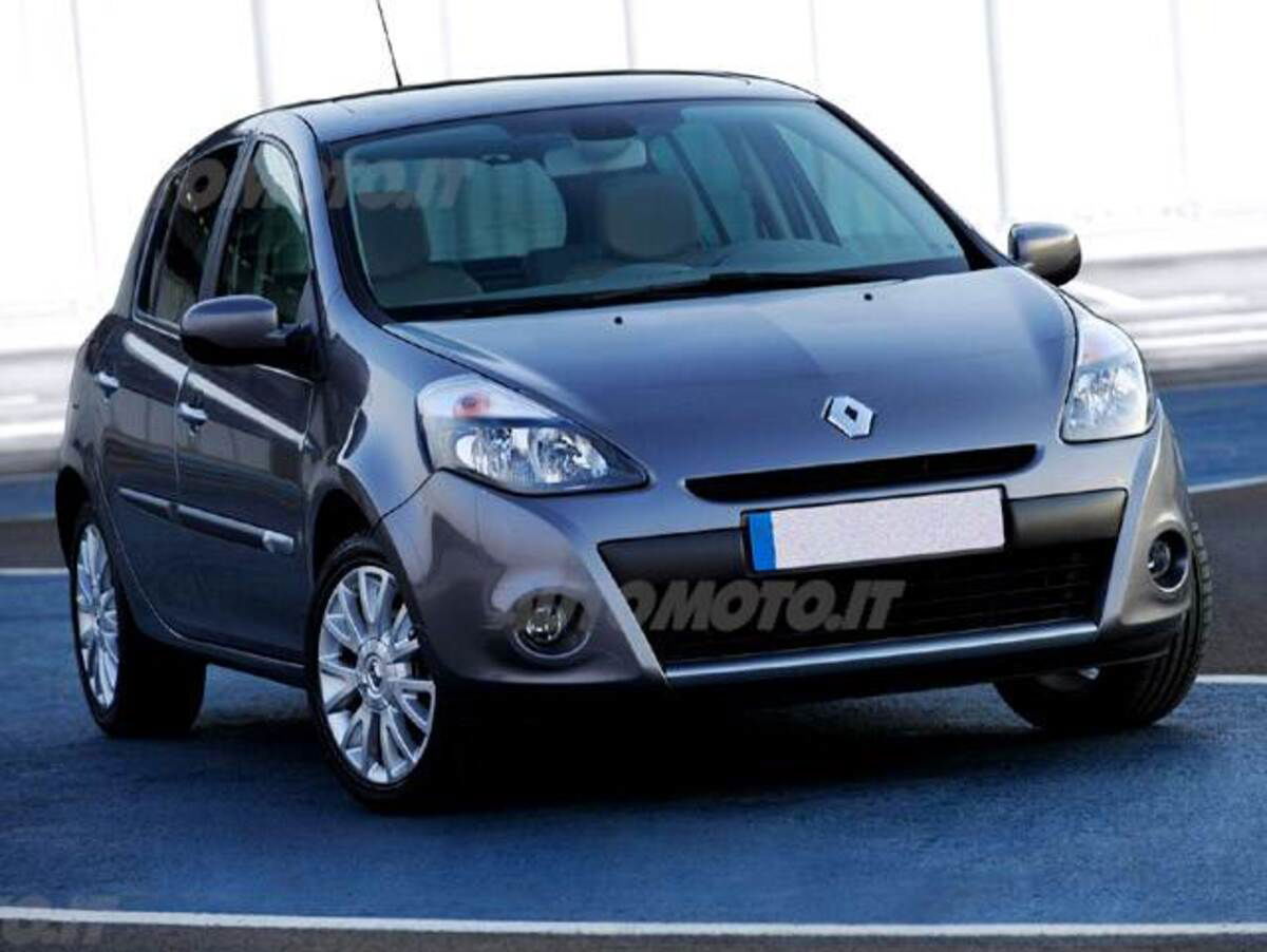 Renault Clio 1.2 16V 5 porte Dynamique: prezzo e scheda tecnica 