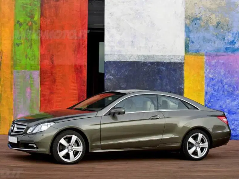 Mercedes-Benz Classe E Coupé 350 CDI Coupé BlueEFFICIENCY Executive