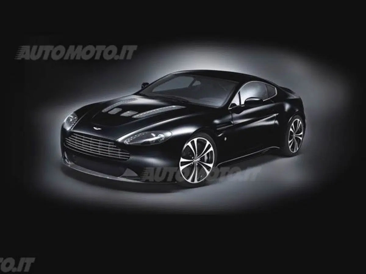 Aston Martin V12 Coupé Vantage Coupé Carbon Black