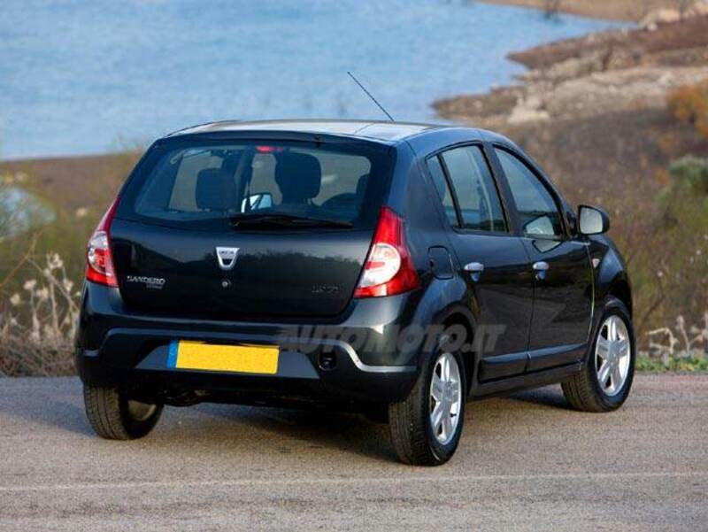 Dacia Sandero 1.6 8V GPL 85CV