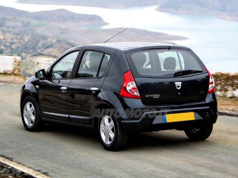 Dacia Sandero 1.6 8V GPL 85CV Blackline