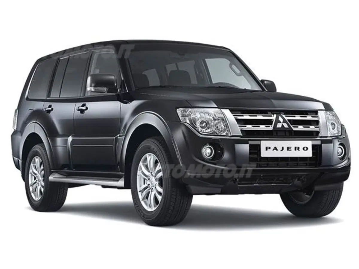 Mitsubishi Pajero 3.2 DI-D 16V 5p. Intense DPF (2)