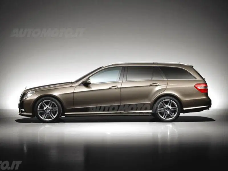 Mercedes-Benz Classe E Station Wagon 500 BlueEFFICIENCY 4M. Elegance
