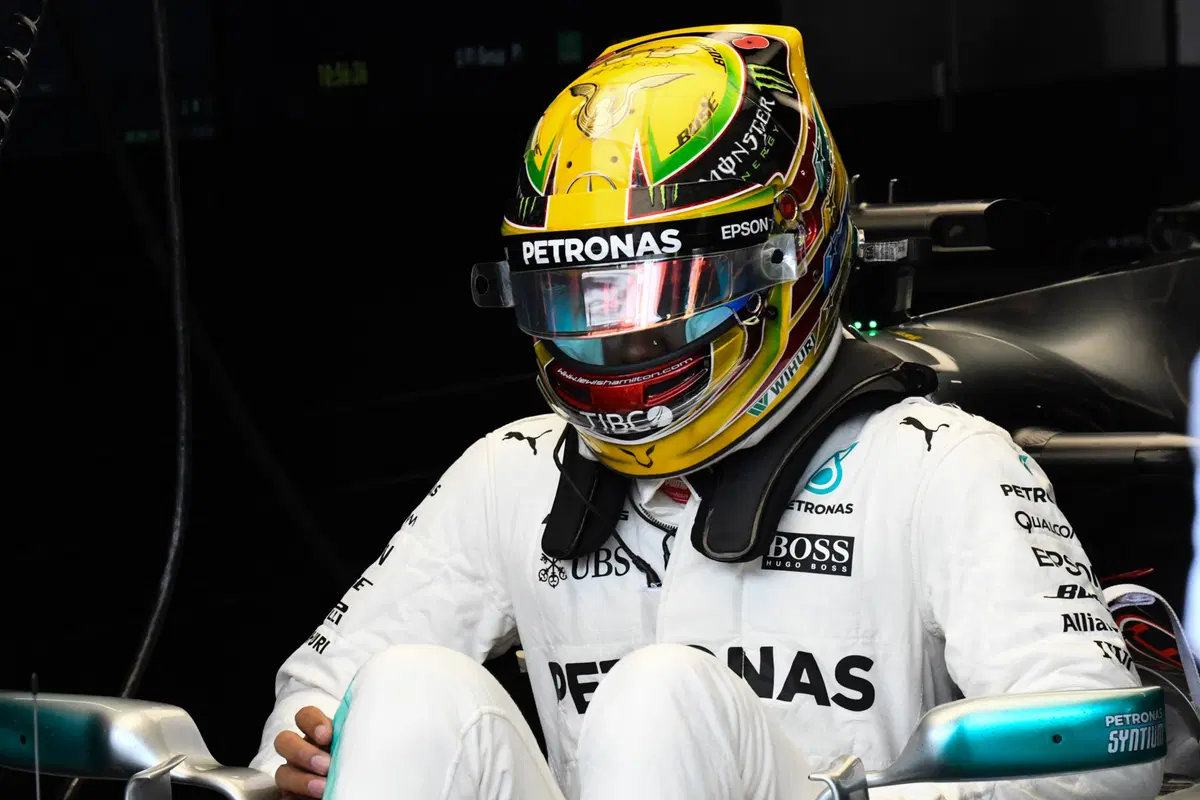 F1, GP Brasile 2017: pole per Bottas. Secondo Vettel (20)