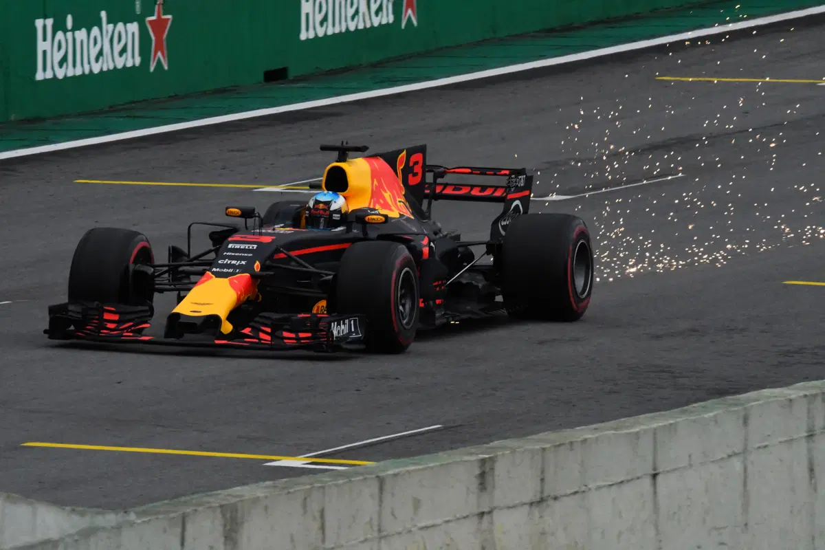 F1, GP Brasile 2017: pole per Bottas. Secondo Vettel (24)