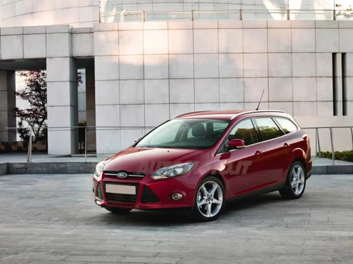 Ford Focus Station Wagon 1.6 TDCi 95 CV SW Titanium