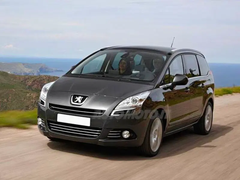 Peugeot 5008 1.6 e-HDi 112CV Stop&Start cambio robotizzato Active