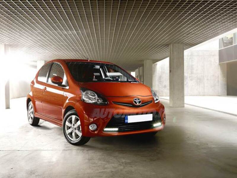 Toyota Aygo 1.0 12V VVT-i 3 porte Tobasco