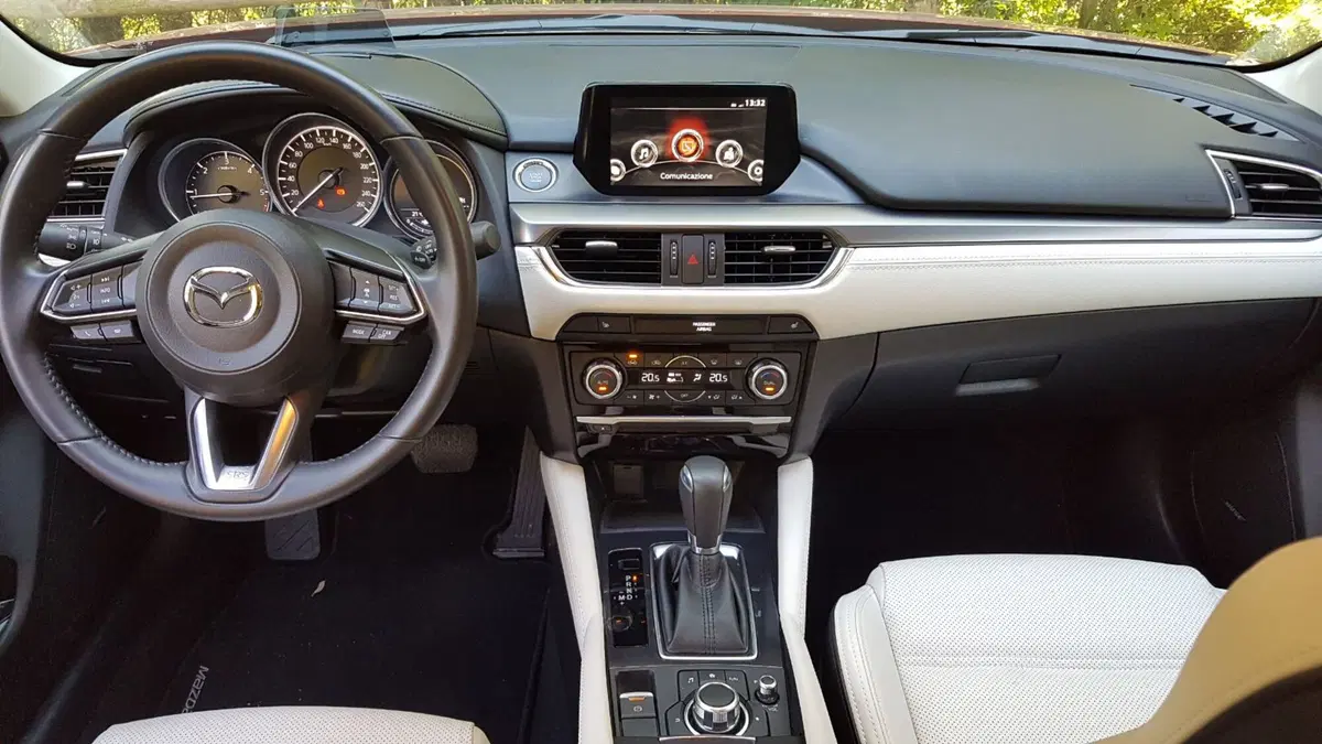 Mazda 6 | Ce l'hanno rubata, l'abbiamo ritrovata e provata! (18)