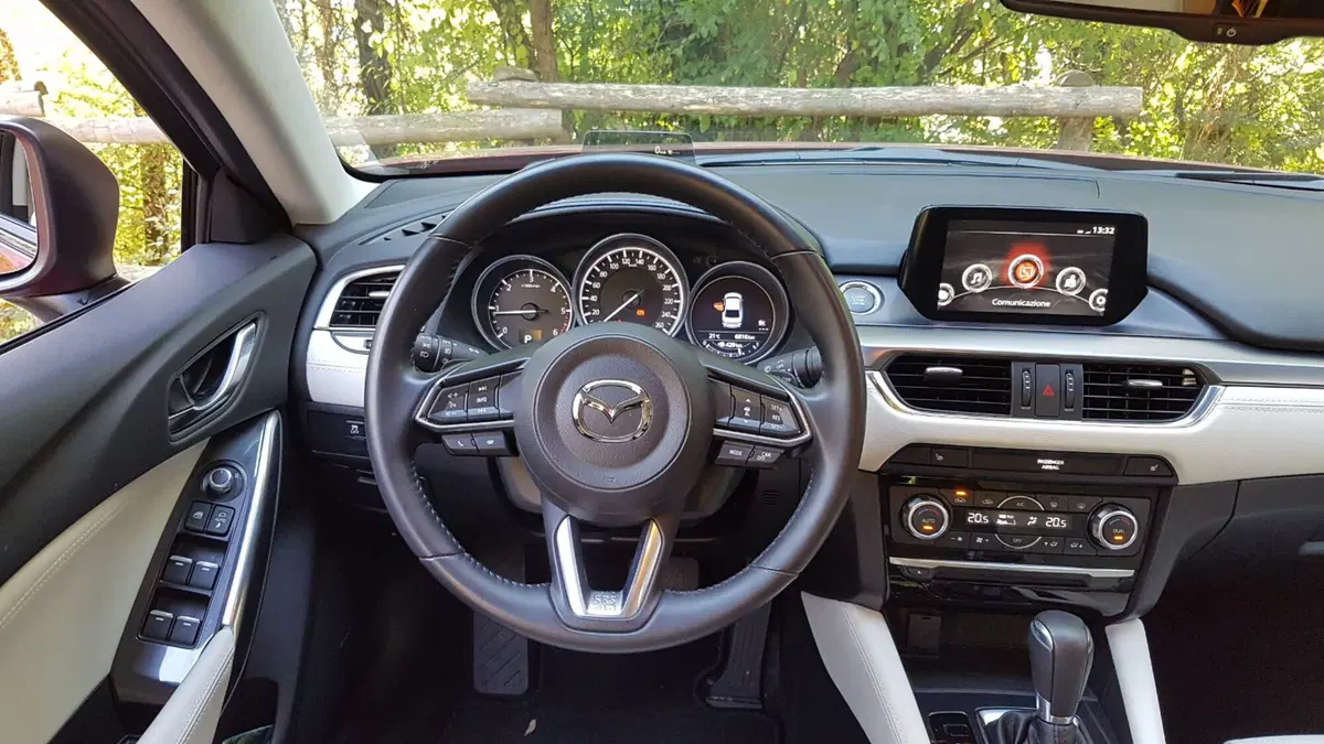 Mazda 6 | Ce l'hanno rubata, l'abbiamo ritrovata e provata! (19)