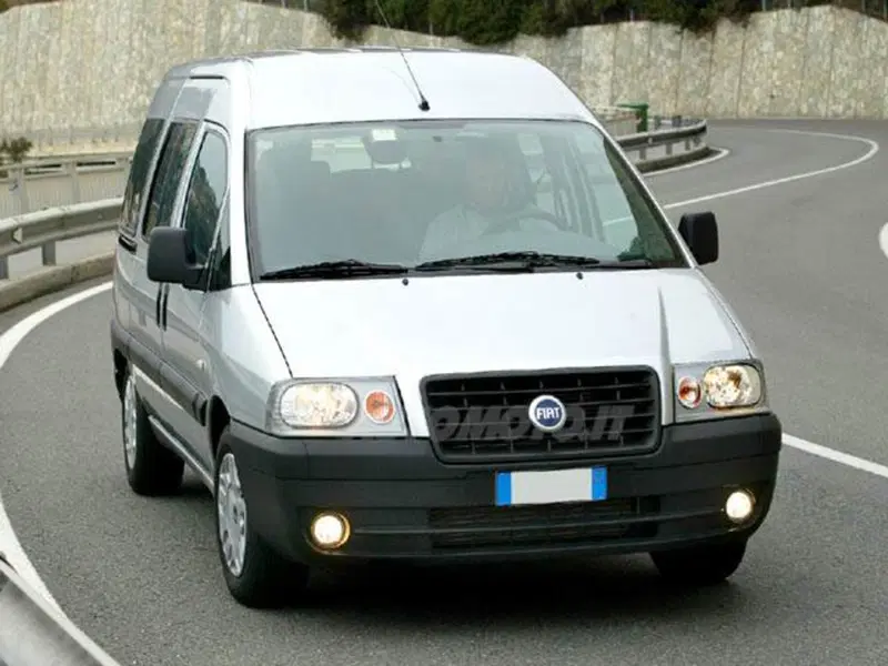 Fiat Scudo Furgone 2.0 16V C.Apribile Combi 5 p.ti Lusso