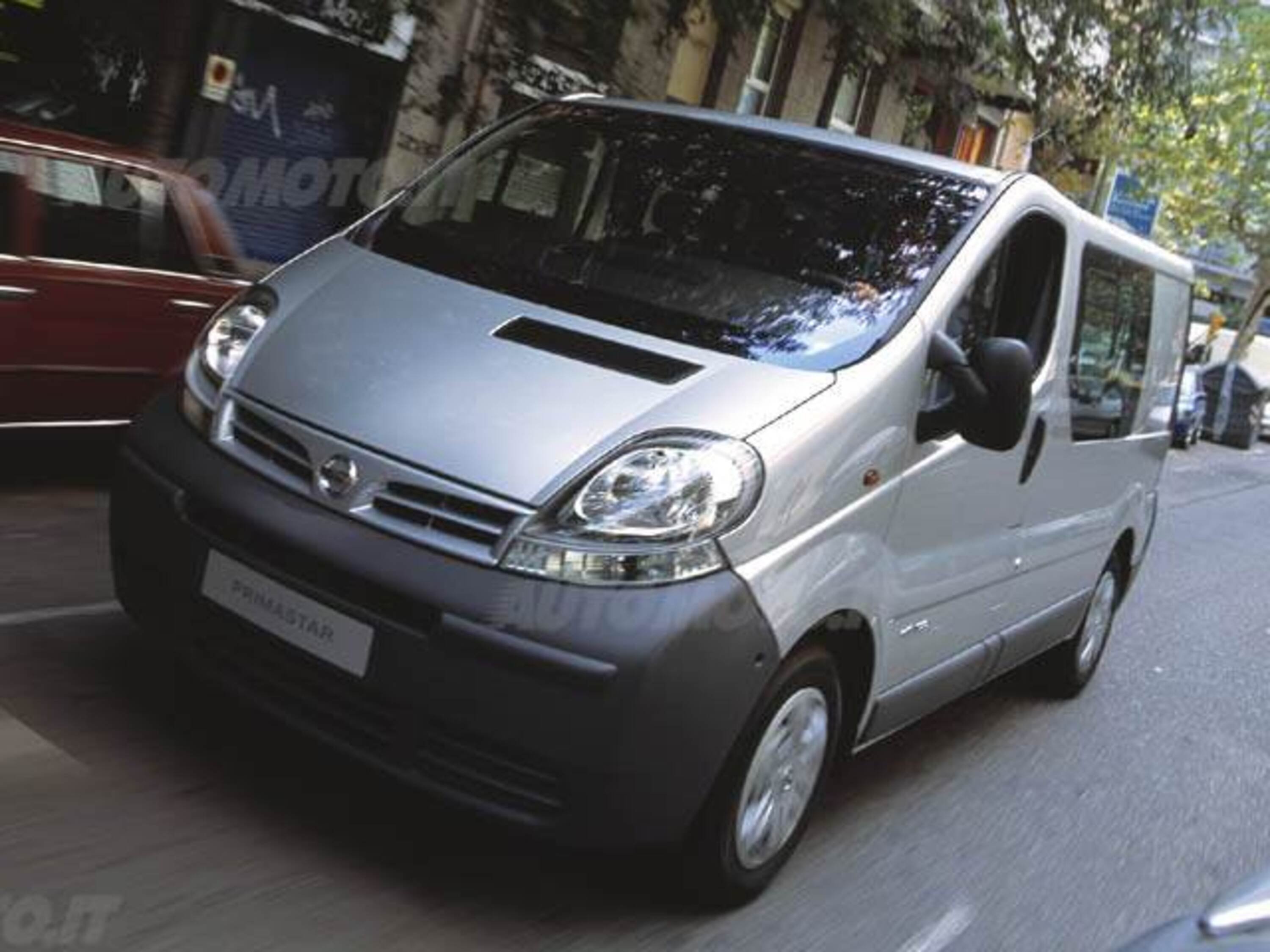 Nissan Primastar Furgone (2003-06)