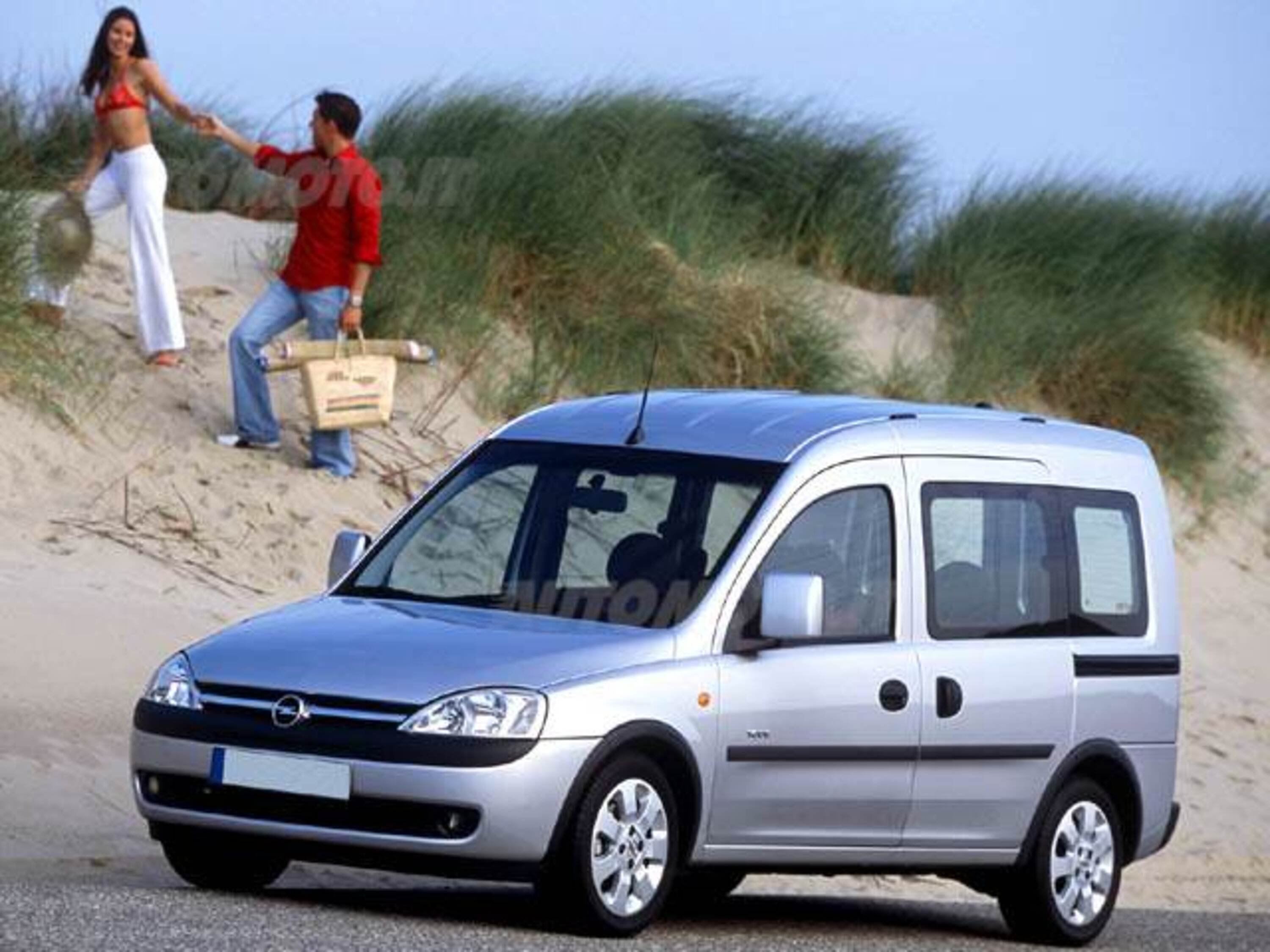 Opel Combo 1.6 CNG Metano 5p. Tour Cosmo 