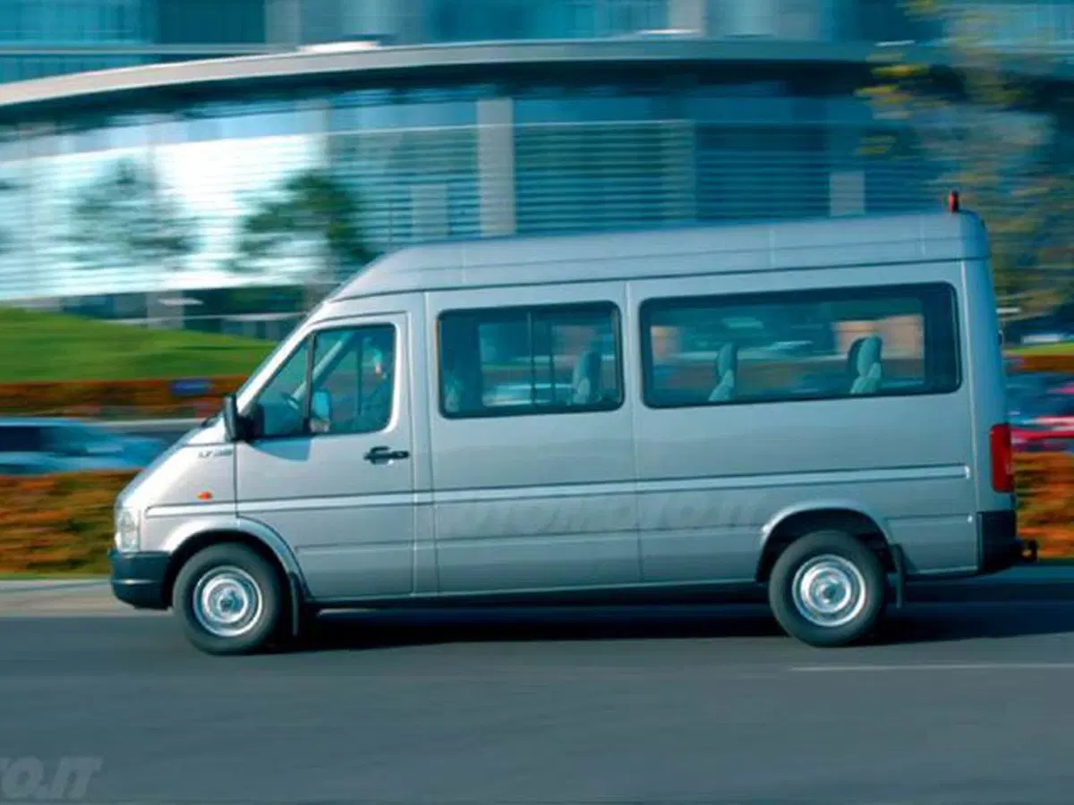 Volkswagen Veicoli Commerciali LT Furgone 2.5 TDI (109 CV) PL-TA Kombi
