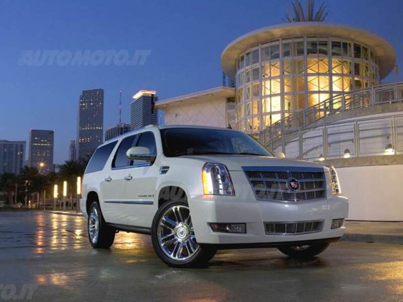 Cadillac Escalade 6.0 V8 aut. Platinum Edition Hybrid 