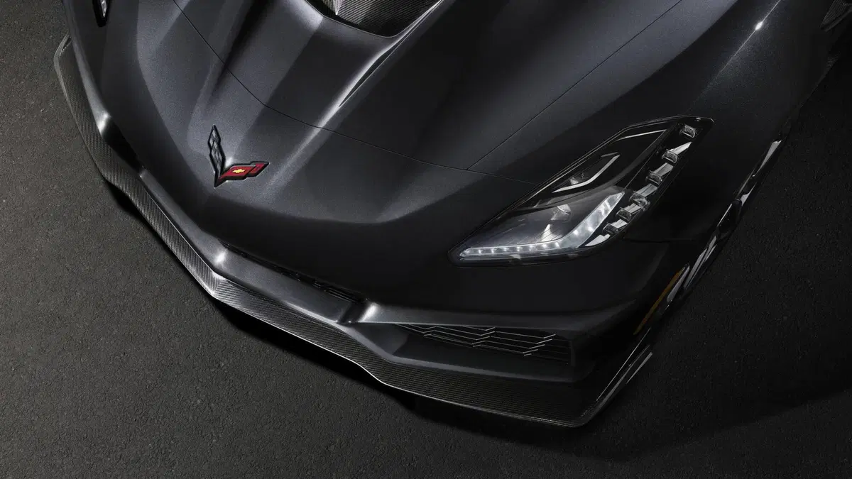 Corvette ZR1, torna la sigla che fa tremare il mondo (6)