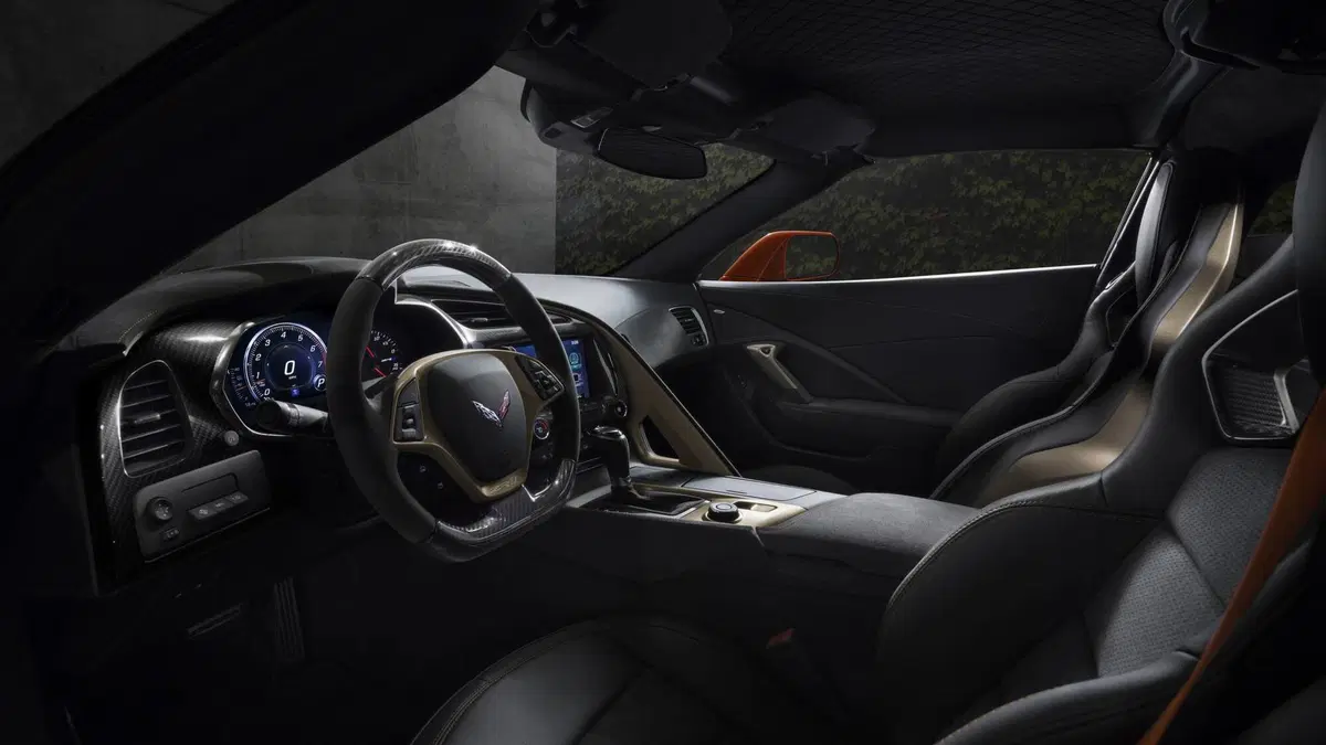 Corvette ZR1, torna la sigla che fa tremare il mondo (7)