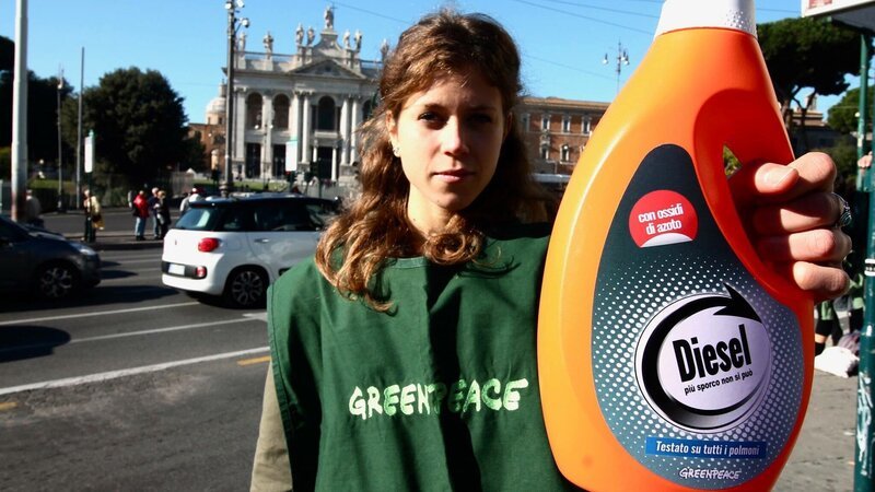 Greenpeace, il Diesel? &laquo;Una minaccia per i polmoni&raquo;